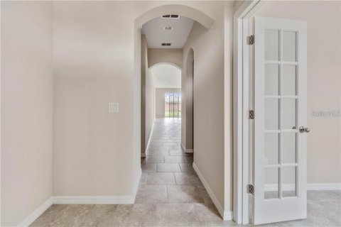 Villa ou maison à louer à Clermont, Floride: 4 chambres, 184.5 m2 № 2109607 - photo 2