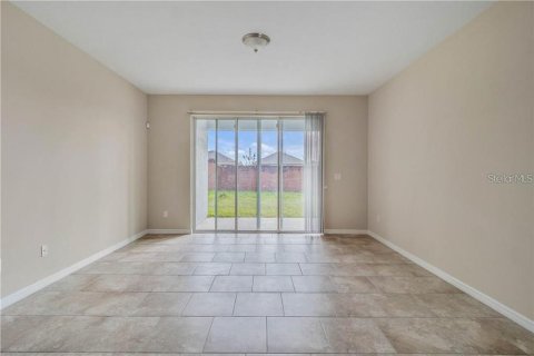 Villa ou maison à louer à Clermont, Floride: 4 chambres, 184.5 m2 № 2109607 - photo 6