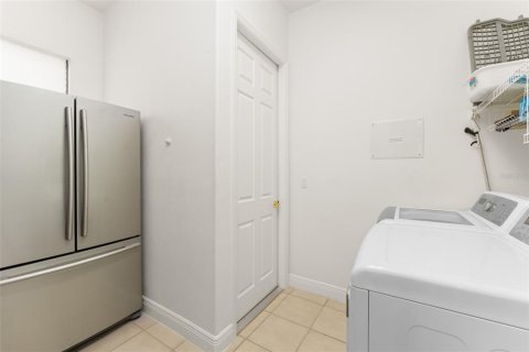 Casa en venta en Kissimmee, Florida, 2 dormitorios, 180.04 m2 № 1636669 - foto 29