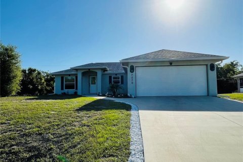 House in Englewood, Florida 3 bedrooms, 123.1 sq.m. № 1721647 - photo 15