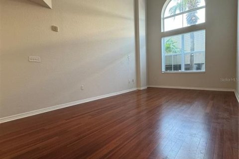 Condominio en venta en Tampa, Florida, 1 dormitorio, 94.3 m2 № 2096897 - foto 19
