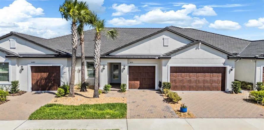 Casa en San Antonio, Florida 2 dormitorios, 130.53 m2 № 2094857