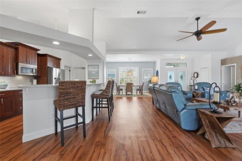 House in Port Charlotte, Florida 3 bedrooms, 197.6 sq.m. № 2144133 - photo 20