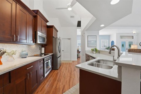 House in Port Charlotte, Florida 3 bedrooms, 197.6 sq.m. № 2144133 - photo 7