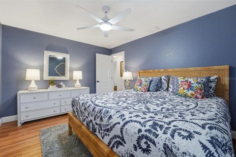House in Port Charlotte, Florida 3 bedrooms, 197.6 sq.m. № 2144133 - photo 29