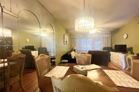 Купить кондоминиум в Санрайз, Флорида 1 спальня, 59.46м2, № 1716147 - фото 13