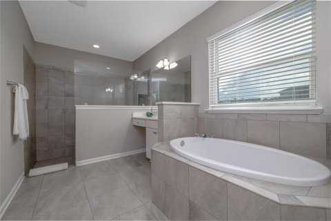 House in Ormond Beach, Florida 4 bedrooms, 310.11 sq.m. № 1884575 - photo 22