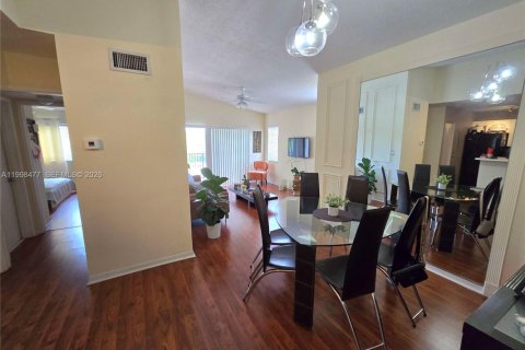 Condominio en alquiler en Doral, Florida, 1 dormitorio, 69.03 m2 № 2063679 - foto 8