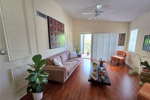 Condominio en alquiler en Doral, Florida, 1 dormitorio, 69.03 m2 № 2063679 - foto 4