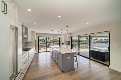 Villa ou maison à vendre à Punta Gorda, Floride: 3 chambres, 212.19 m2 № 2156844 - photo 20