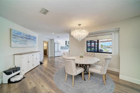 Villa ou maison à vendre à Punta Gorda, Floride: 3 chambres, 212.19 m2 № 2156844 - photo 17