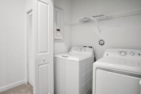 Купить таунхаус в Порт-Сент-Луси, Флорида 3 комнаты, 151.62м2, № 2244767 - фото 21