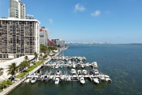 Condo in Miami, Florida, 2 bedrooms  № 1697399 - photo 7