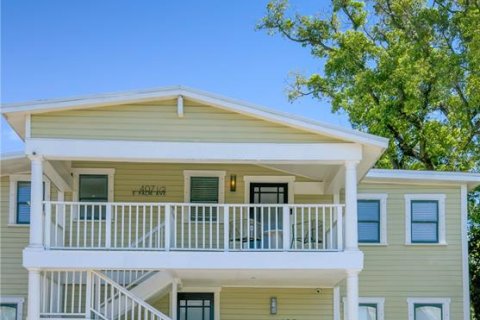 Appartement à Tampa, Floride 3 chambres, 150.59 m2 № 2410167