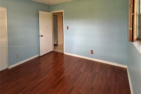 Купить виллу или дом в Плантация, Флорида 4 спальни, 208.66м2, № 1942619 - фото 24