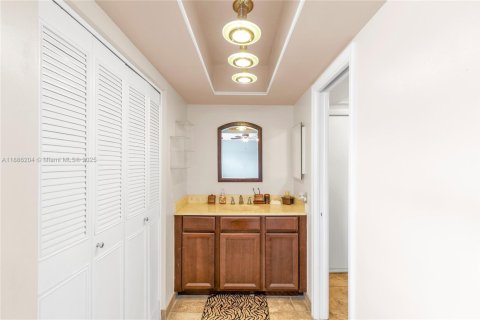 Купить виллу или дом в Плантация, Флорида 4 спальни, 208.66м2, № 1942619 - фото 11