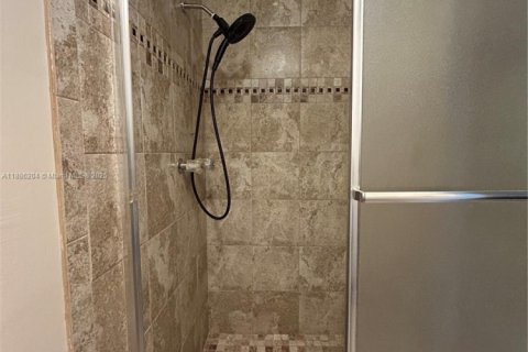 Купить виллу или дом в Плантация, Флорида 4 спальни, 208.66м2, № 1942619 - фото 14