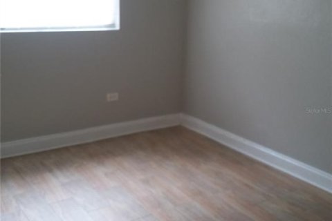 Apartamento en alquiler en Titusville, Florida, 2 dormitorios, 65.96 m2 № 2104758 - foto 8