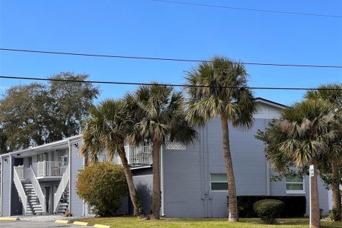 Apartamento en alquiler en Titusville, Florida, 2 dormitorios, 65.96 m2 № 2104758 - foto 13