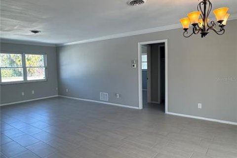 House in Venice, Florida 2 bedrooms, 116.22 sq.m. № 2205986 - photo 6