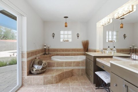 Villa ou maison à vendre à Sarasota, Floride: 4 chambres, 268.95 m2 № 2151347 - photo 25