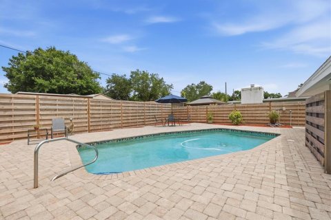 Villa ou maison à vendre à Sarasota, Floride: 4 chambres, 268.95 m2 № 2151347 - photo 21