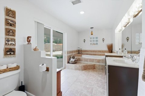 Villa ou maison à vendre à Sarasota, Floride: 4 chambres, 268.95 m2 № 2151347 - photo 26