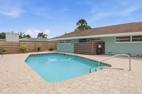 Villa ou maison à vendre à Sarasota, Floride: 4 chambres, 268.95 m2 № 2151347 - photo 23