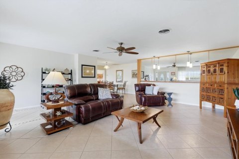 Villa ou maison à vendre à Sarasota, Floride: 4 chambres, 268.95 m2 № 2151347 - photo 8