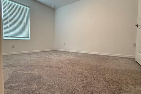 Townhouse in Zephyrhills, Florida 3 bedrooms, 166.02 sq.m. № 1856337 - photo 26