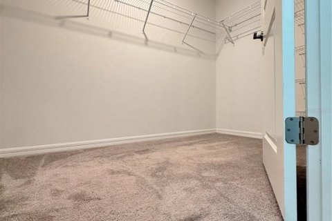 Townhouse in Zephyrhills, Florida 3 bedrooms, 166.02 sq.m. № 1856337 - photo 23