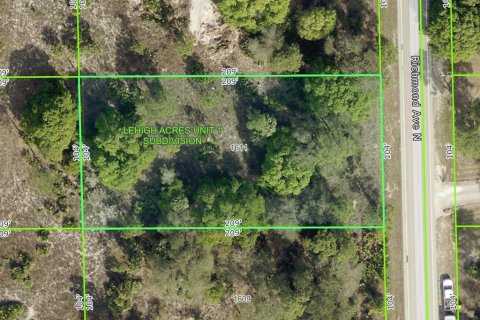 Land in Lehigh Acres, Florida № 2165314