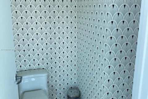 Copropriété à vendre à Miami, Floride: 2 chambres, 117.99 m2 № 1863284 - photo 10