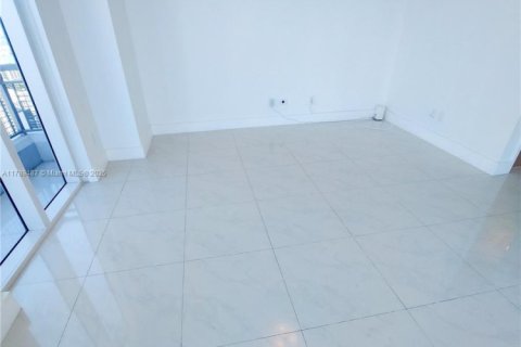 Copropriété à vendre à Miami, Floride: 2 chambres, 117.99 m2 № 1863284 - photo 28