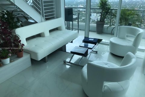 Copropriété à vendre à Miami, Floride: 2 chambres, 117.99 m2 № 1863284 - photo 6
