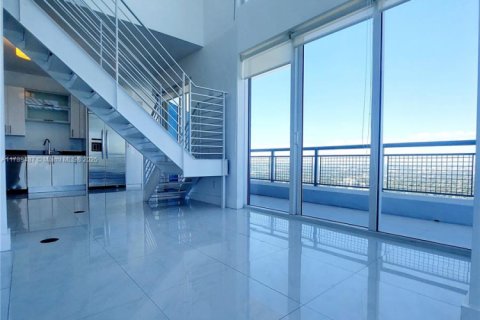 Copropriété à vendre à Miami, Floride: 2 chambres, 117.99 m2 № 1863284 - photo 25