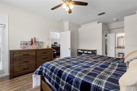 House in Lutz, Florida 3 bedrooms, 222.13 sq.m. № 1846543 - photo 20