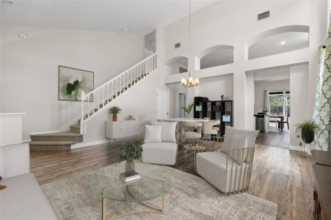 House in Lutz, Florida 3 bedrooms, 222.13 sq.m. № 1846543 - photo 9