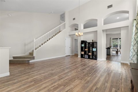 House in Lutz, Florida 3 bedrooms, 222.13 sq.m. № 1846543 - photo 8