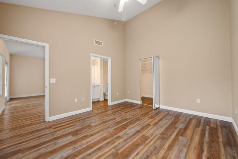 Condo in Gainesville, Florida, 2 bedrooms  № 1740547 - photo 15
