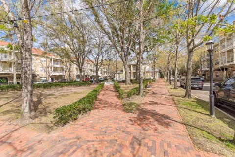 Condo in Gainesville, Florida, 2 bedrooms  № 1740547 - photo 29