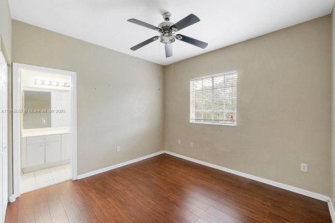 Townhouse in Tamarac, Florida 3 bedrooms, 132.66 sq.m. № 1877881 - photo 26