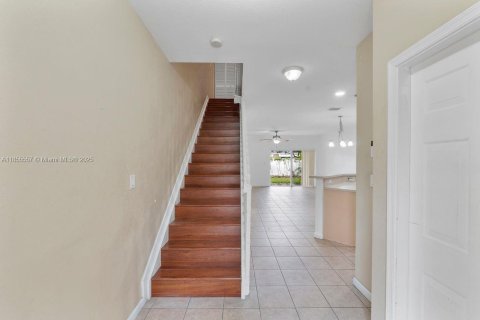 Townhouse in Tamarac, Florida 3 bedrooms, 132.66 sq.m. № 1877881 - photo 30