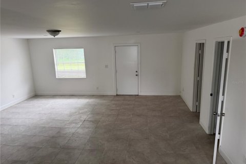 Commercial property in Belleview, Florida 215.72 sq.m. № 2423740 - photo 15