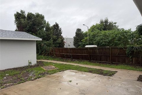 Commercial property in Belleview, Florida 215.72 sq.m. № 2423740 - photo 30