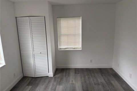 Commercial property in Belleview, Florida 215.72 sq.m. № 2423740 - photo 6