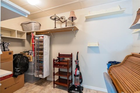 Casa en venta en Lakeland, Florida, 4 dormitorios, 222.97 m2 № 1675249 - foto 29