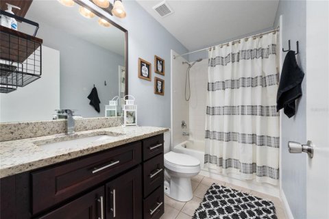 House in Orlando, Florida 5 bedrooms, 259.75 sq.m. № 1806868 - photo 30