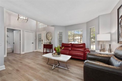 House in Orlando, Florida 5 bedrooms, 259.75 sq.m. № 1806868 - photo 7