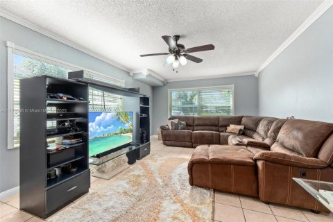Townhouse in Palm City, Florida 2 bedrooms, 127.65 sq.m. № 1700066 - photo 5